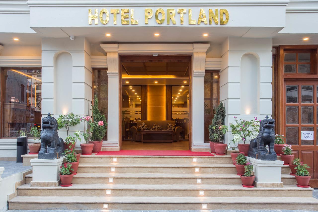 Hotel Portland Pokhara Extérieur photo