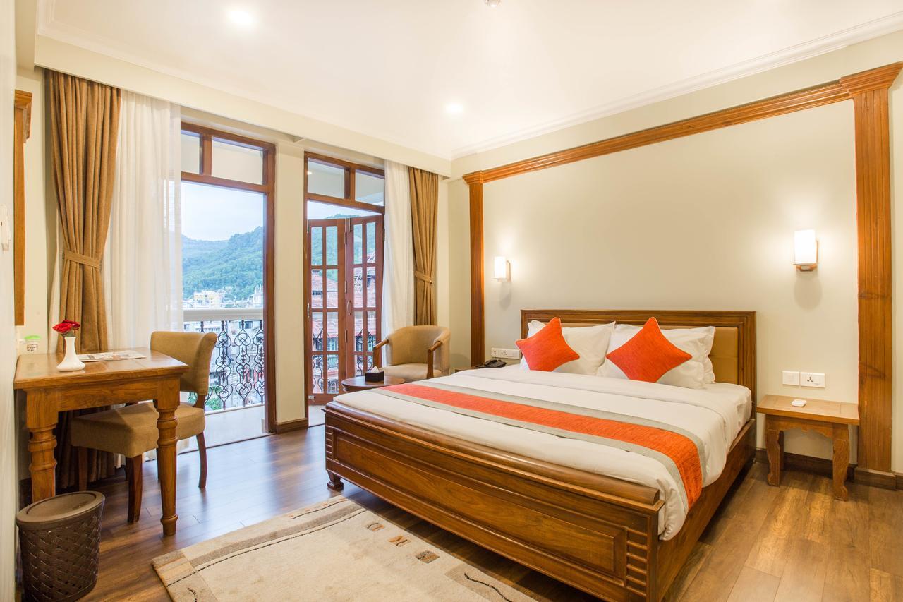 Hotel Portland Pokhara Extérieur photo